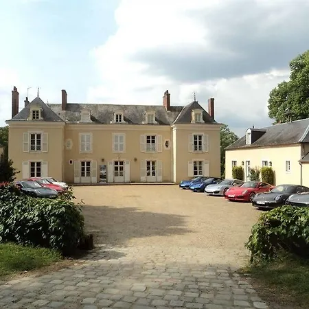 Chateau De Saint Frambault Couette-café